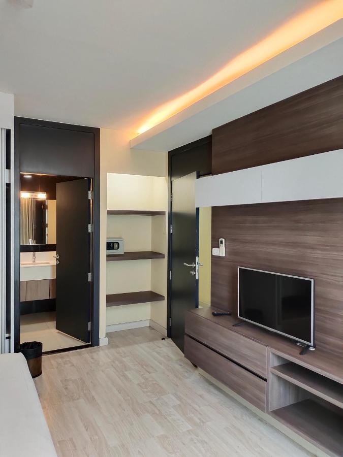 Avatar Suites Hotel - Sha Extra Plus Bangkok Exterior foto