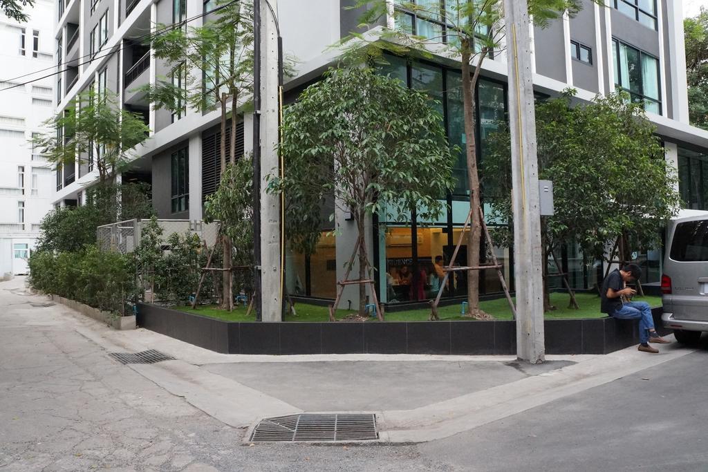 Avatar Suites Hotel - Sha Extra Plus Bangkok Exterior foto
